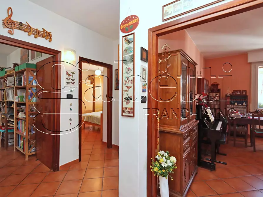 Immagine 8 di Appartamento in vendita  in Via Aguiari, 27 a Ferrara