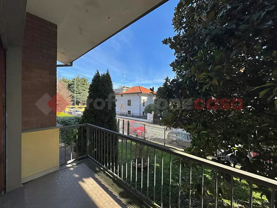 Immagine 27 di Villa in vendita  in Via Delle Robinie a Opera