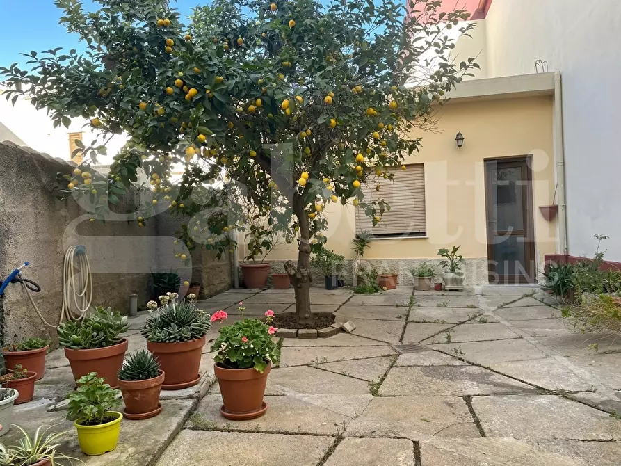 Immagine 2 di Appartamento in vendita  in Corso gramsci, 50 a Capoterra