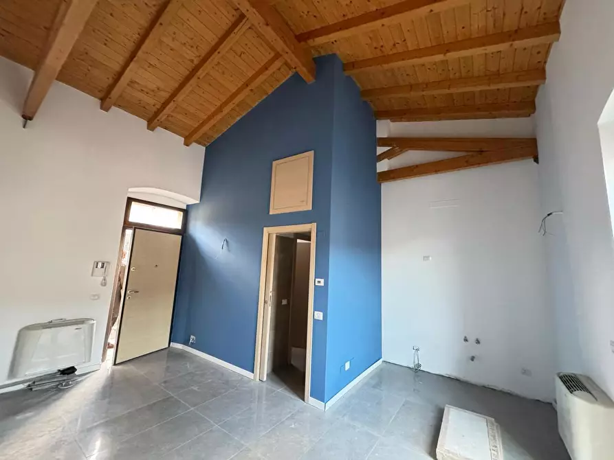 Immagine 5 di Appartamento in vendita  in Piazza Martiri della libertÃ , 35 a Chiari