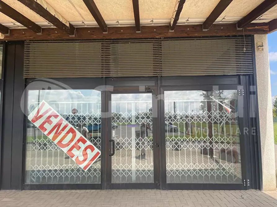 Immagine 9 di Attività commerciale in vendita  in Via Emilia Piacentina, 4 a Castel San Giovanni