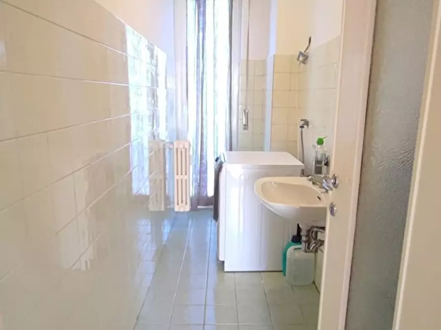 Immagine 37 di Appartamento in vendita  in Via TOGLIATTI, 11 a Locate Di Triulzi