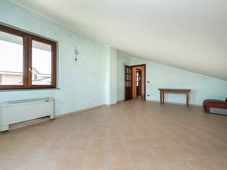 Immagine 28 di Villa in vendita  in Viale Veneto a Orbassano