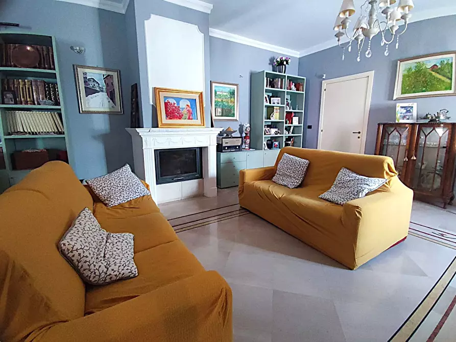 Immagine 6 di Casa indipendente in vendita  in Via CAPODAGLIO a San Severo