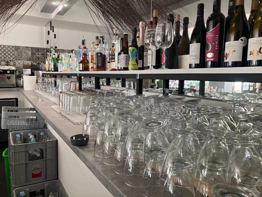 Immagine 15 di Bar / Ristorante in vendita  in Viale dellâerica a Cellole
