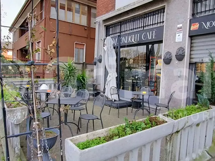 Immagine 3 di Negozio in vendita  in Via Sant'Anna, 58 a Brugherio