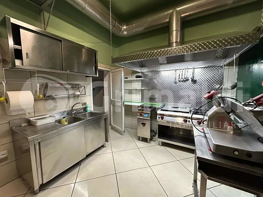 Immagine 29 di Attività commerciale in vendita  in Piazza napoli  milano marittima, 13 a Cervia