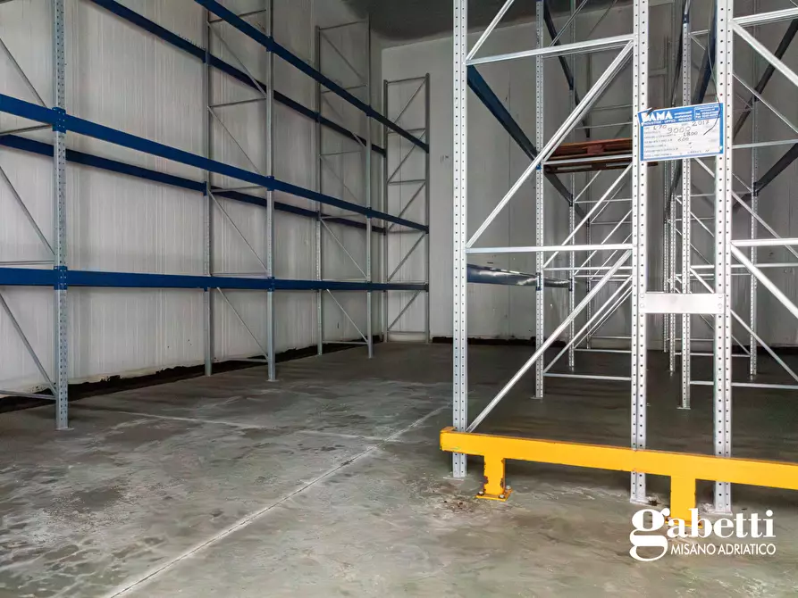 Immagine 28 di Capannone industriale in vendita  in Via Pennabilli, 6 a Riccione