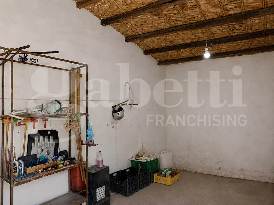 Immagine 9 di Rustico / casale in vendita  in Contrada Bortolone, 55 a Chiaramonte Gulfi