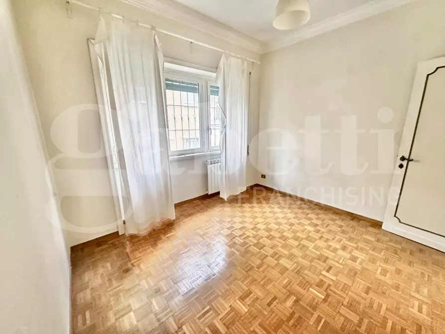 Immagine 13 di Appartamento in vendita  in Via Montemignaio a Roma