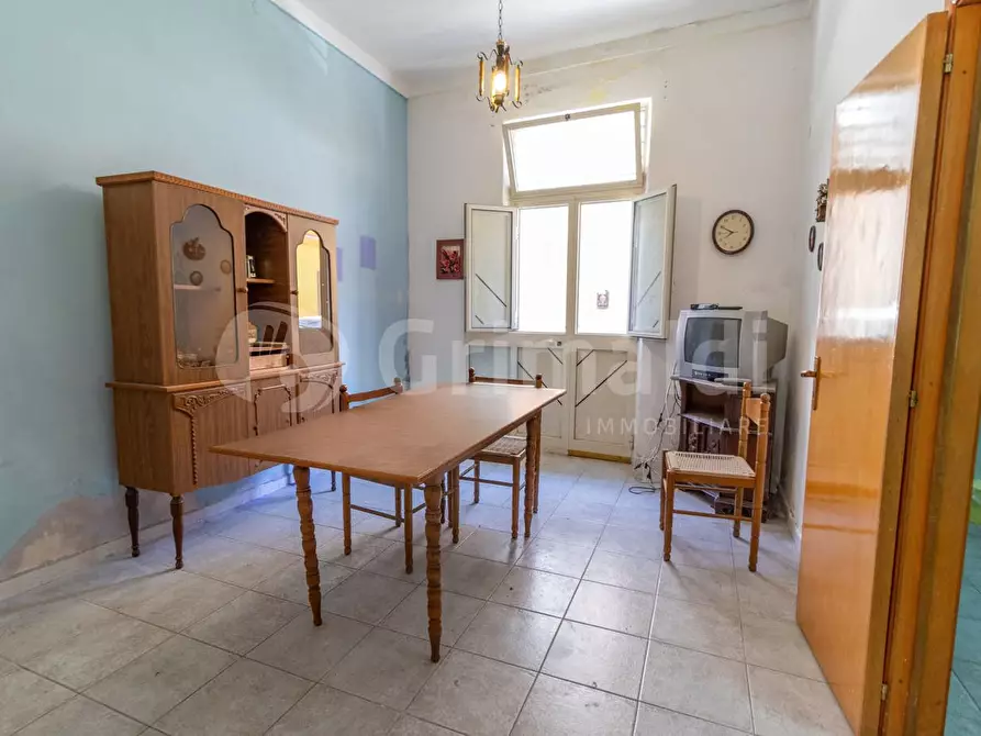 Immagine 2 di Casa indipendente in vendita  in Via Francesco Azzolini, 89 a Avola