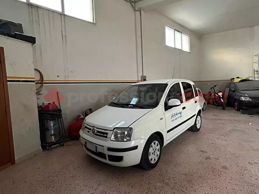 Immagine 7 di Ufficio in affitto  in Viale delle Comunicazioni, snc a Ostuni