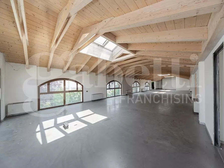 Immagine 15 di Ufficio in vendita  in Via Vezzani, 3 a Bernareggio