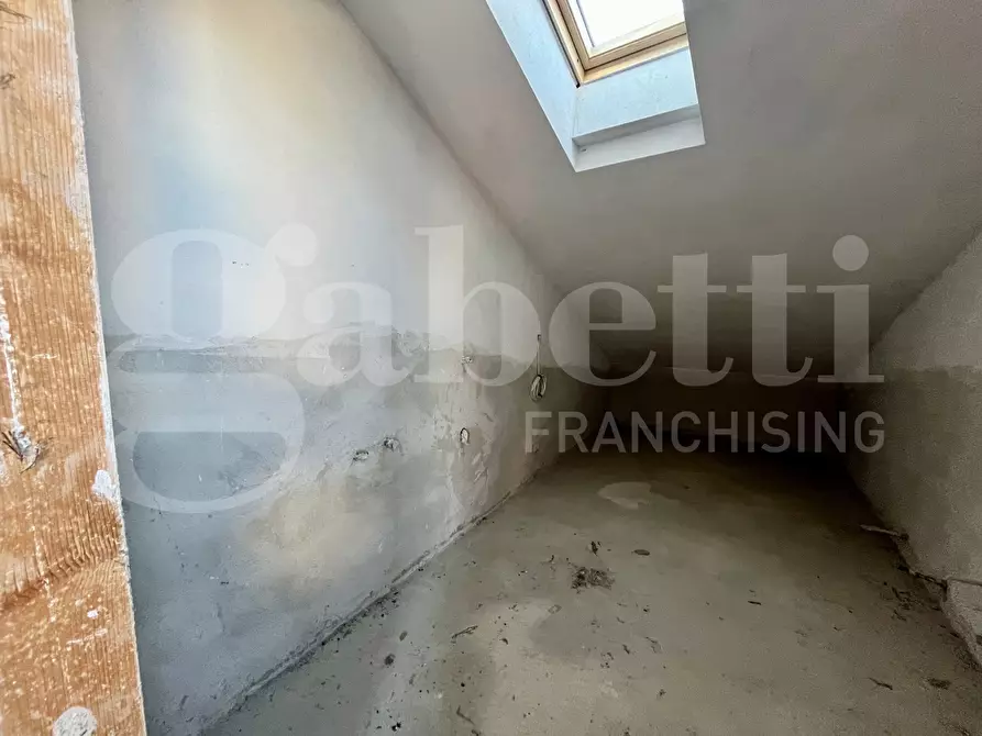 Immagine 23 di Terratetto in vendita  in Via Contrada a Vado Ligure