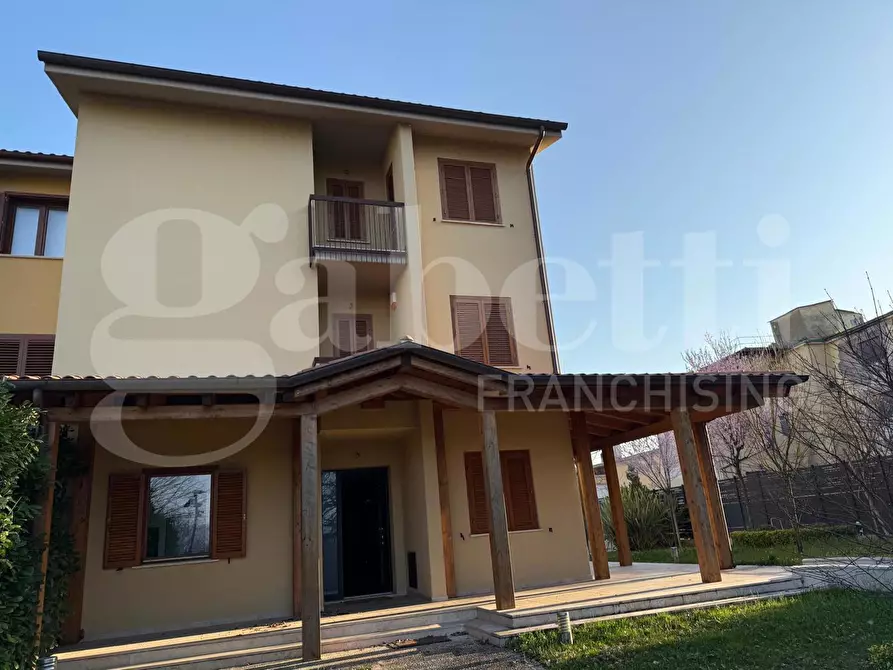 Immagine 5 di Villetta a schiera in vendita  in Via salaria, 81 a Rieti