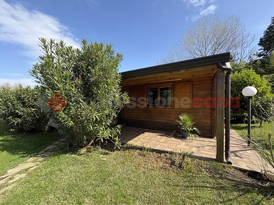 Immagine 6 di Villa in vendita  in Via PONTINA, 82 a Terracina