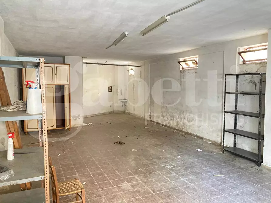 Immagine 4 di Box auto in vendita  in Via salvitto, 51 a San Severo