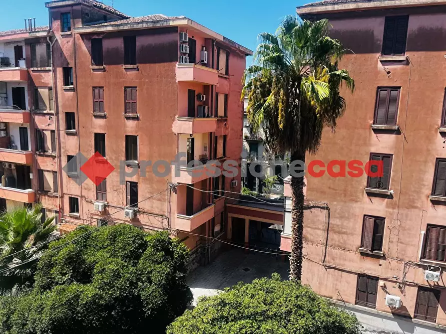 Immagine 1 di Appartamento in vendita  in Via Giovanni Lavaggi, 12 a Catania