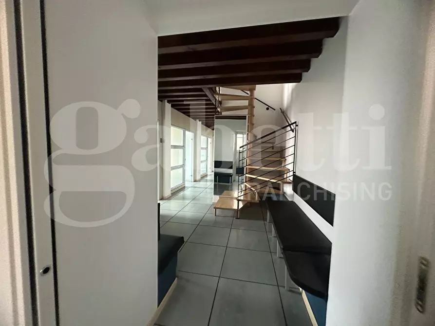 Immagine 23 di Attività commerciale in affitto  in Via Roma, 20 a Albese Con Cassano