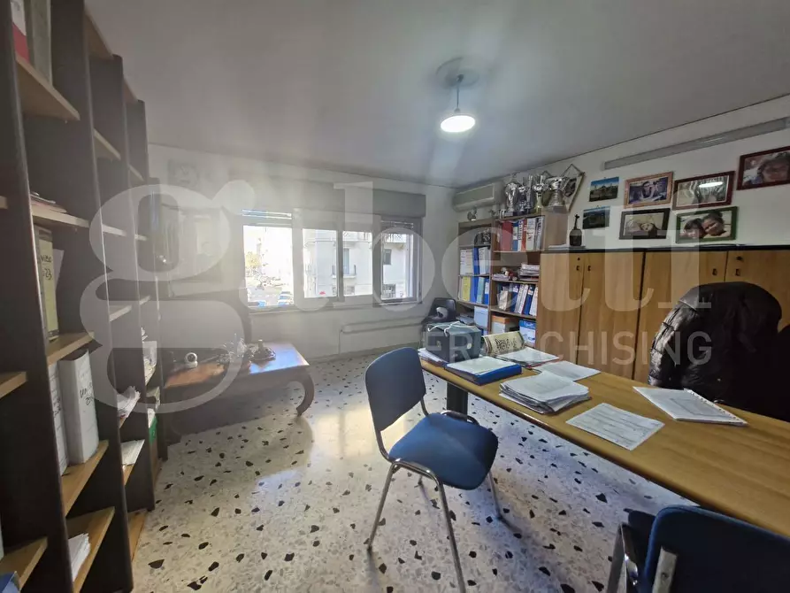 Immagine 13 di Appartamento in affitto  in Corso Tukory a Palermo