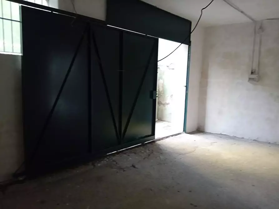 Immagine 5 di Magazzino in affitto  in Corso Umberto I, 69 a San Giorgio A Cremano