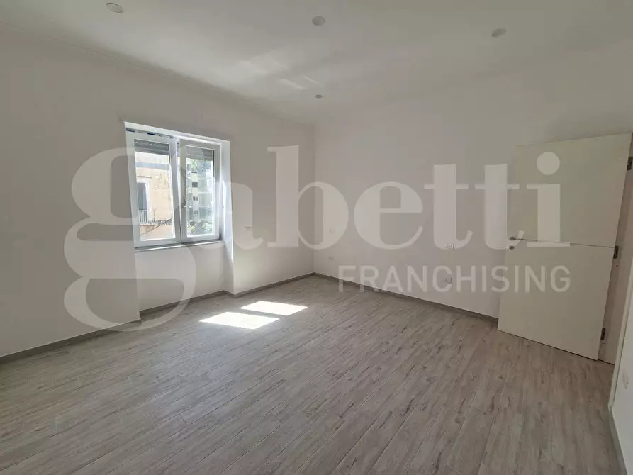 Immagine 10 di Appartamento in vendita  in Largo Cuparella, 15 a Torre Annunziata