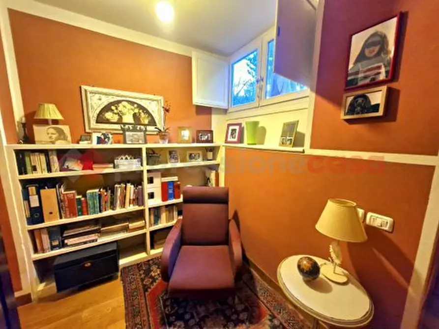 Immagine 28 di Appartamento in vendita  in Via MAMELI, 14 a Firenze