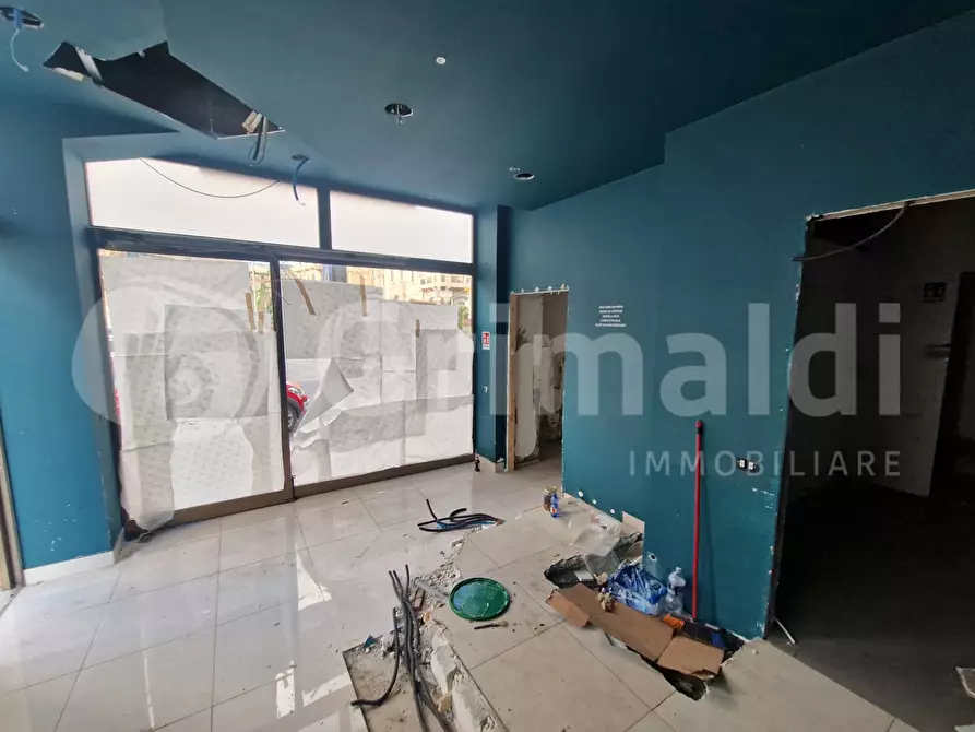Immagine 9 di Negozio in affitto  in Via Garibaldi, 108 a Messina