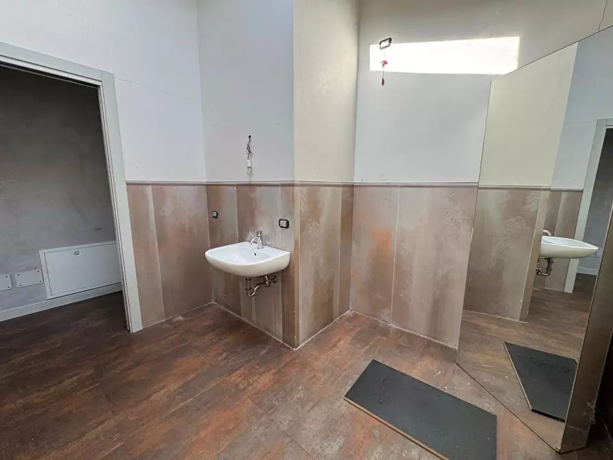 Immagine 23 di Appartamento in vendita  in Via Carmagnola, 17 a Chiari