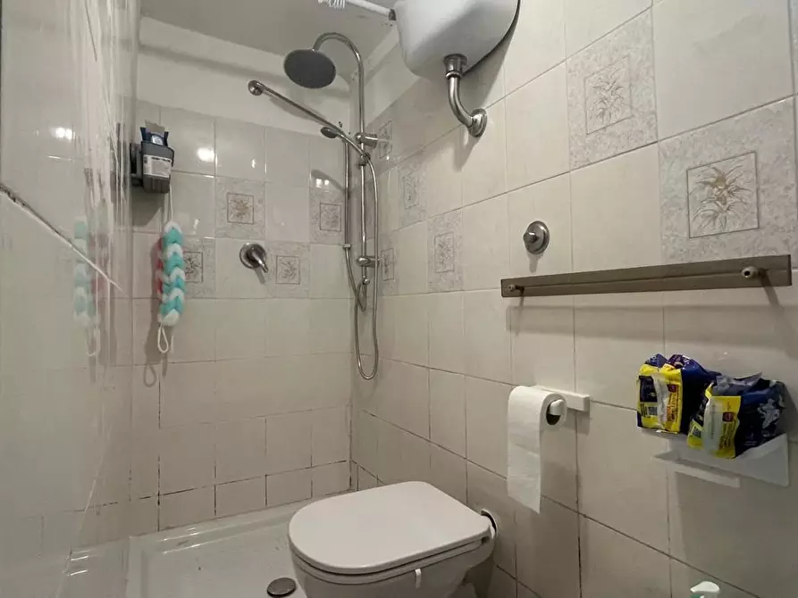 Immagine 9 di Appartamento in vendita  in Via del Risaro, 110/a a Roma