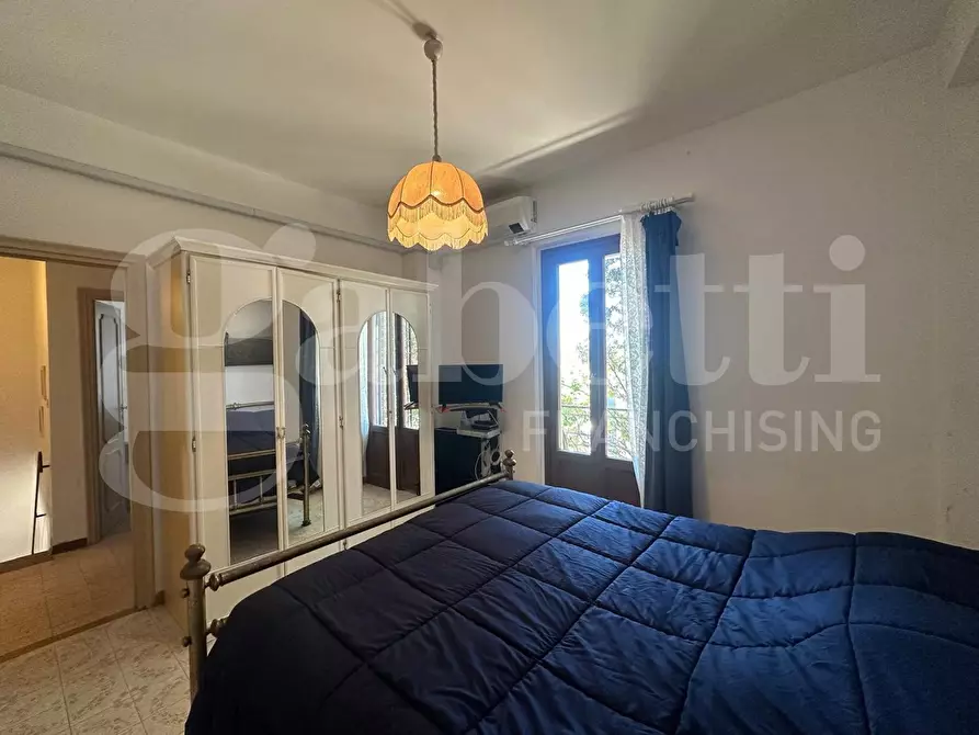 Immagine 22 di Casa trifamiliare in vendita  in Via lungomare tor san lorenzo, 57 a Ardea