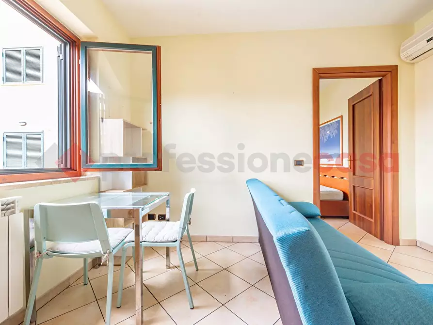 Immagine 4 di Appartamento in vendita  in Via delle Passiflore, 19 a Roma