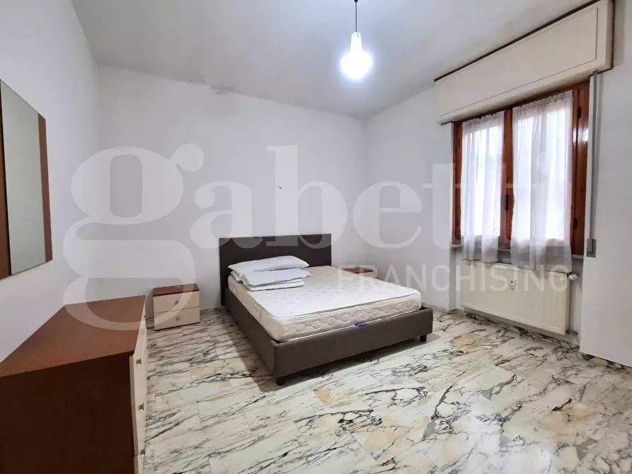 Immagine 7 di Appartamento in vendita  in Via Camillo Sbarbaro a Finale Ligure