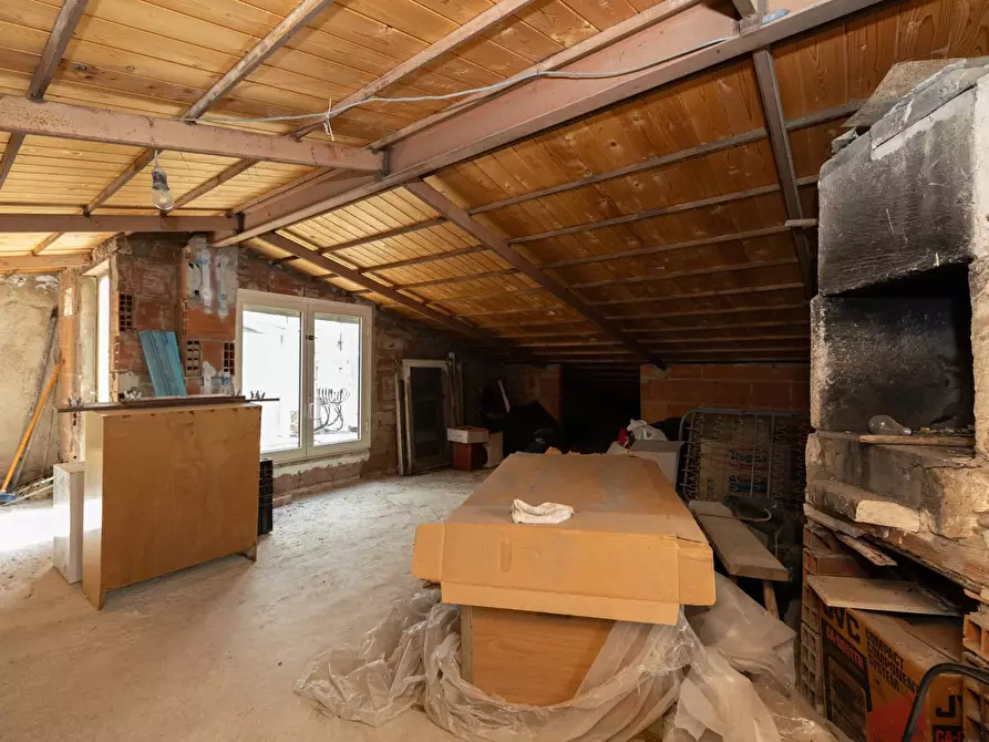 Immagine 23 di Appartamento in vendita  in Via OBERDAN, 10 a Ragusa