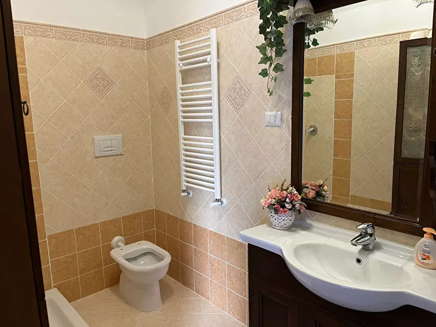 Immagine 3 di Appartamento in vendita  in Piazza Indipendenza, 8 a Sezze