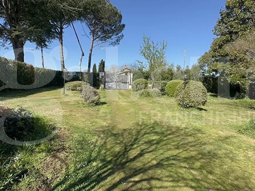 Immagine 3 di Villa in vendita  in Via FONTE CAPOCCIA, 00 a Bassano Romano