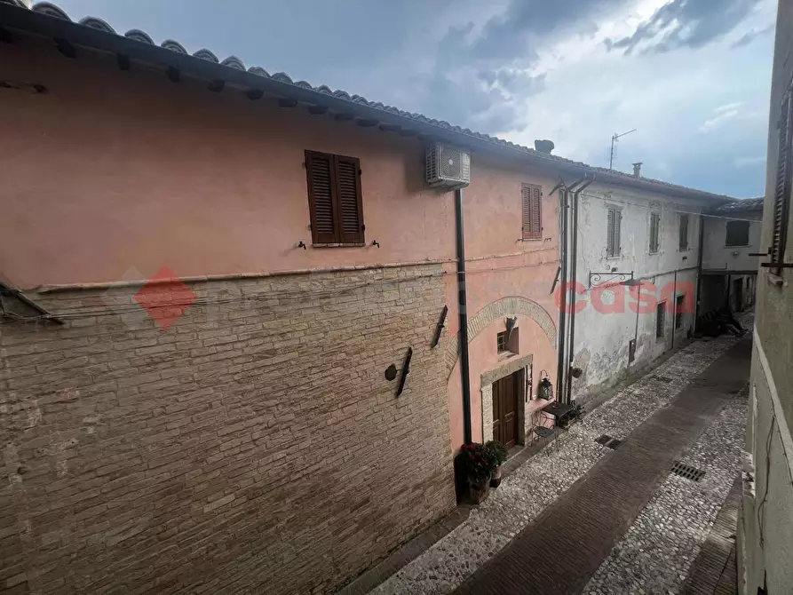 Immagine 25 di Appartamento in vendita  in Via Albornoz a Castel Ritaldi