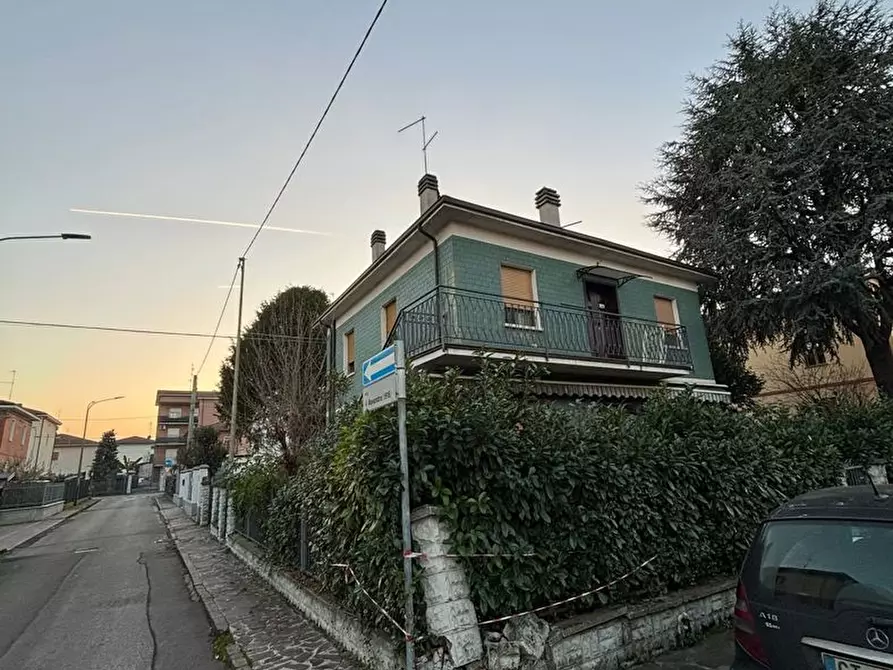 Immagine 1 di Appartamento in vendita  in Via 4 NOVEMBRE a Sassuolo