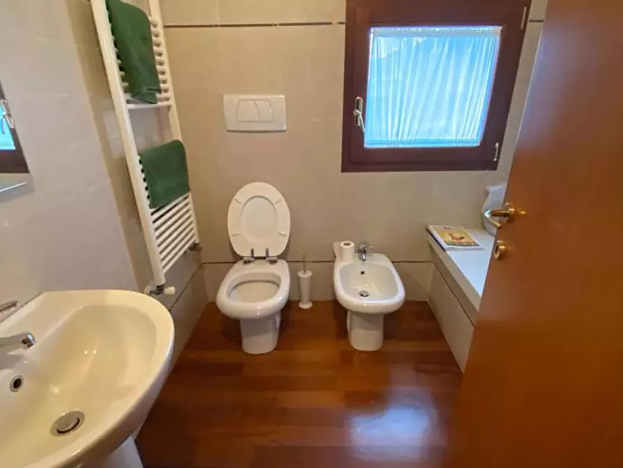 Immagine 17 di Ufficio in vendita  in Via Isonzo, 3 a Forli'