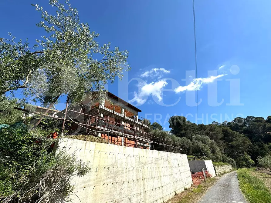 Immagine 1 di Casa indipendente in vendita  in Via Del Santo, 1 a Andora