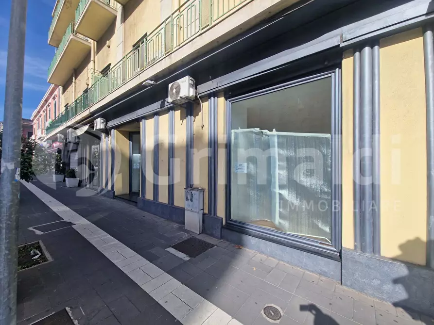Immagine 4 di Negozio in affitto  in Via Tommaso Cannizzaro, 66 a Messina