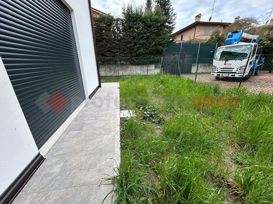 Immagine 12 di Villetta a schiera in vendita  in Via Hugo a Reggio Nell'emilia