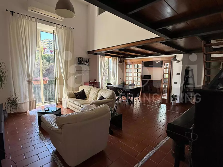 Immagine 10 di Appartamento in vendita  in Via Girolamo Santa Croce, 15 a Napoli