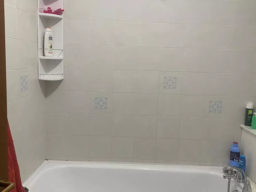 Immagine 24 di Appartamento in vendita  in Piazza G.B.TEDESCO, 16 a Taranto