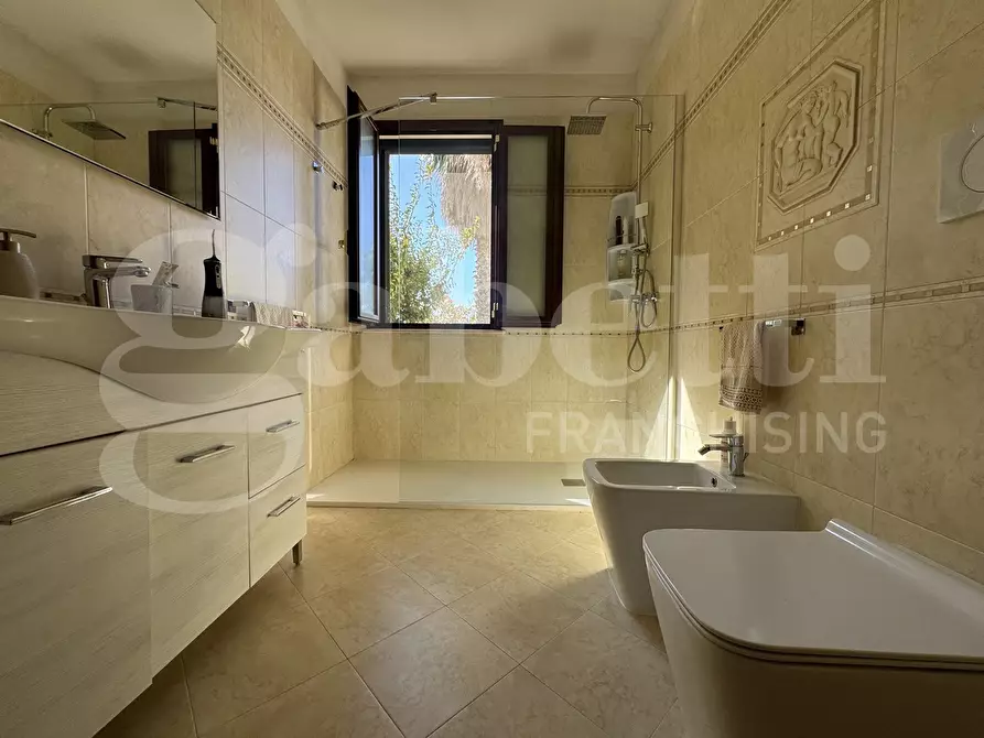 Immagine 26 di Villa in vendita  in Via San Gregorio Armeno, 42 a Nardo'