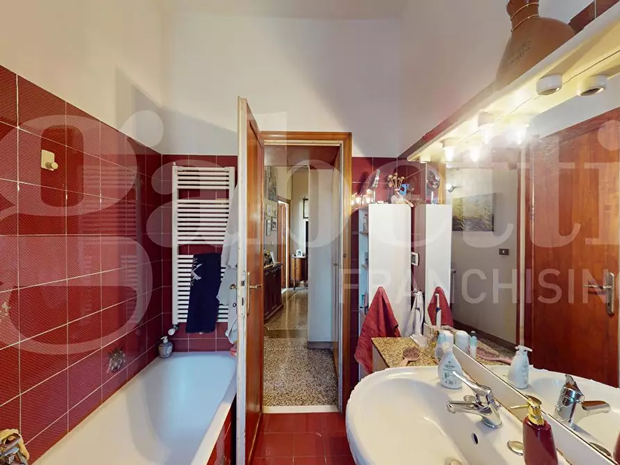 Immagine 15 di Appartamento in vendita  in Via dei Feltreschi, 18 a Roma