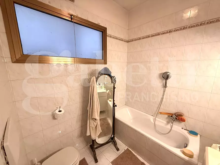Immagine 14 di Appartamento in vendita  in Via Andrea Solario, 86 a Roma