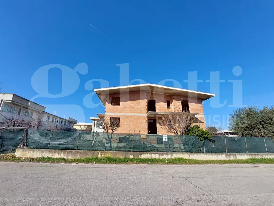 Immagine 11 di Casa bifamiliare in vendita  in Via Cristoforo Colombo, 3 a Sant'omero