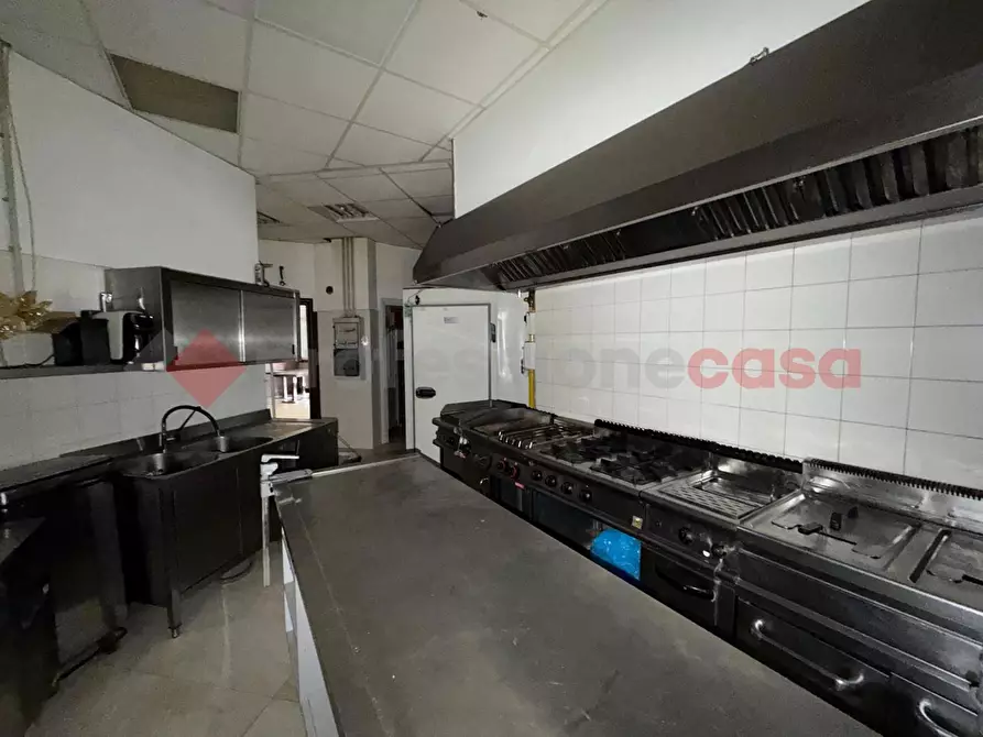 Immagine 3 di Negozio in affitto  in Via Casilina km 63.400, snc a Anagni