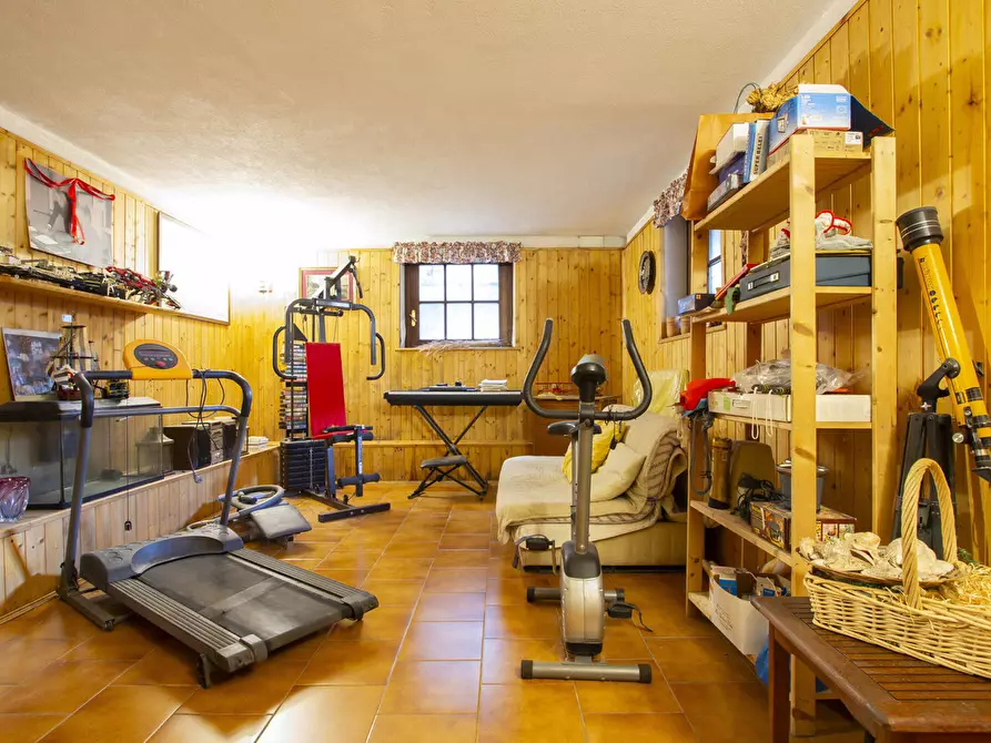 Immagine 17 di Villa in vendita  in Viale de Gasperi, 21 a Treviglio